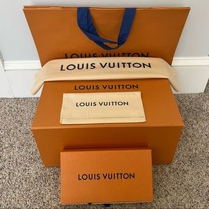 AUTHENTIC LV PURSE AND WALLET BOX WITH DUST BAGS